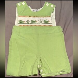 Smocked alligator Jon Jon